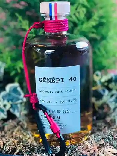 photo d'un mousqueton de la distillerie Maison M